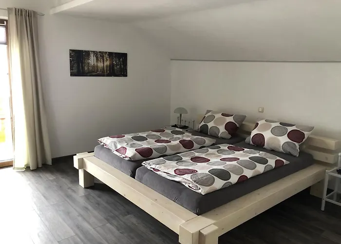Appartement Haus Peschl 2 *